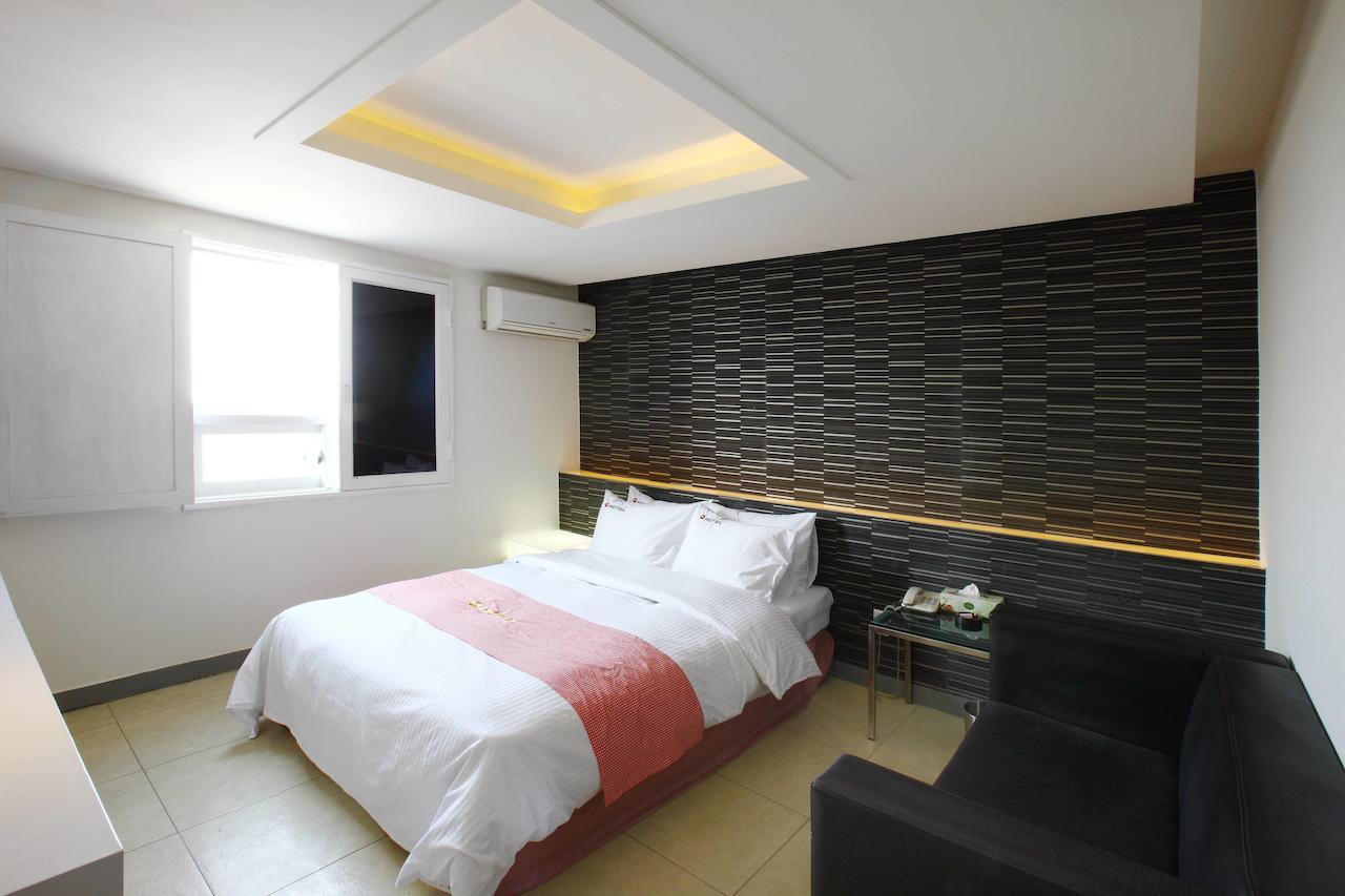 Q Hotel Pchadžu Pokoj fotografie