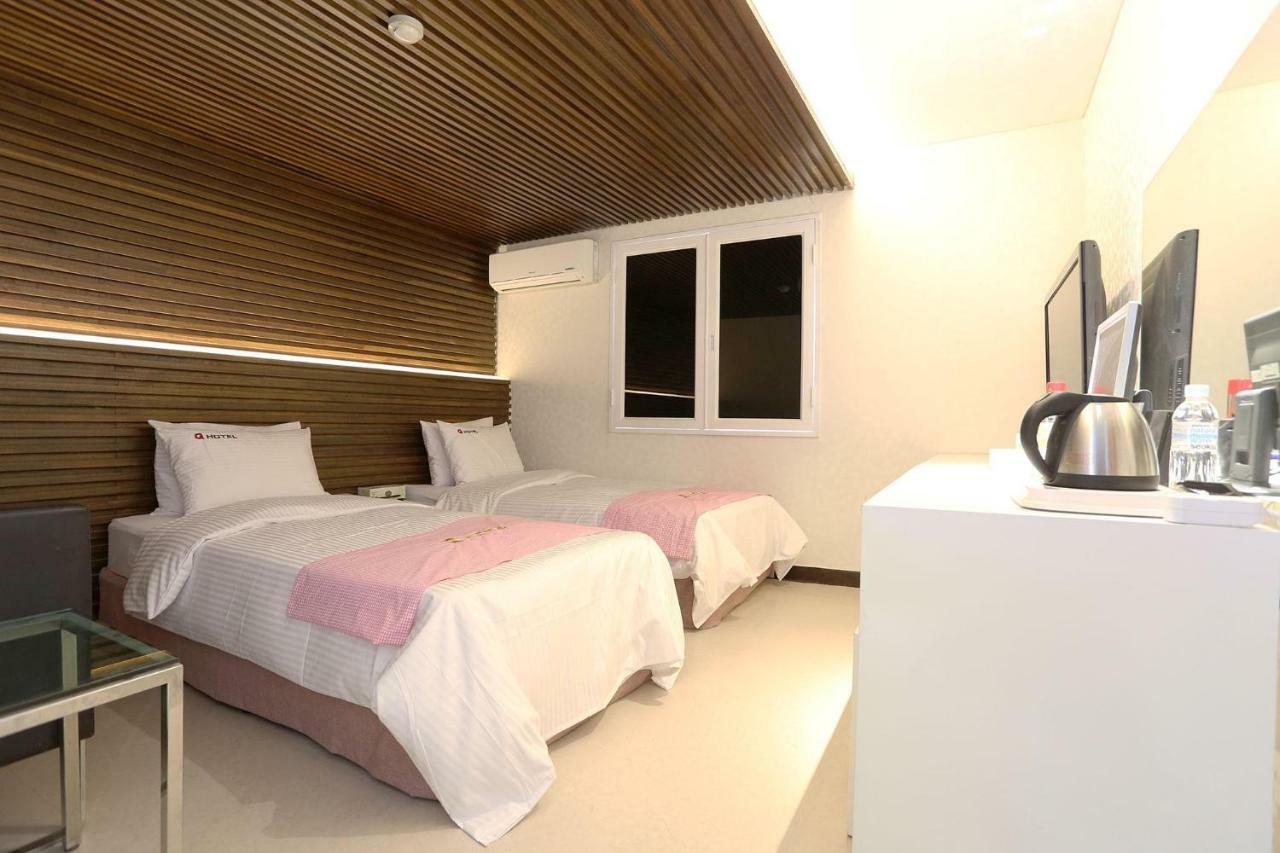 Q Hotel Pchadžu Exteriér fotografie