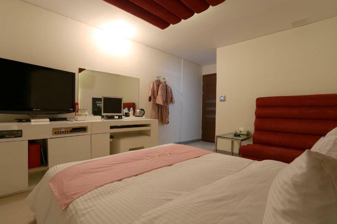 Q Hotel Pchadžu Exteriér fotografie